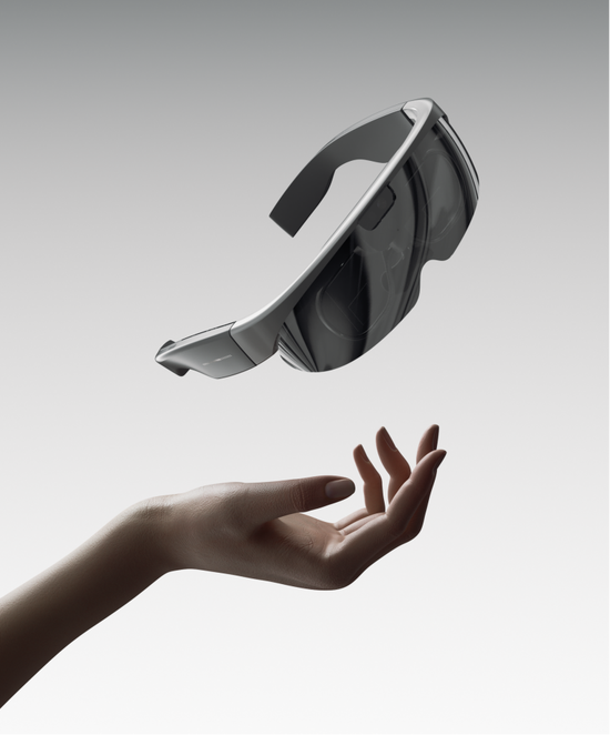 阿里巴巴在2025世界人工智能大会（WAIC）上正式公布了其首款自研AI眼镜